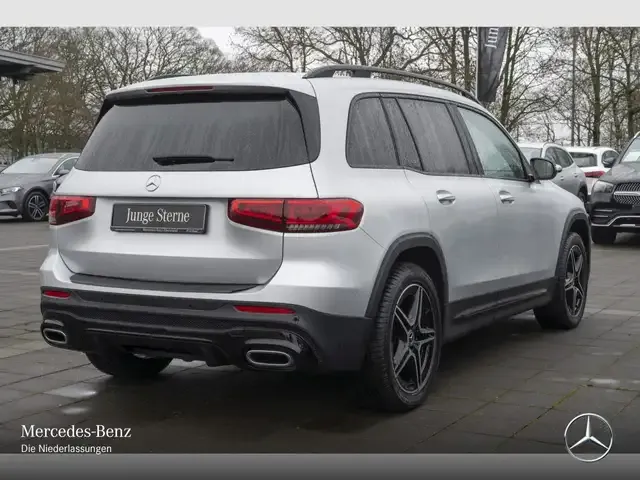 Mercedes-Benz GLB 200
