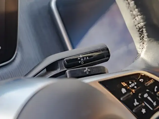 Mercedes-Benz EQE 300