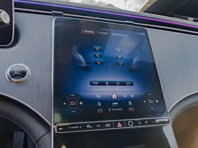 Mercedes-Benz EQE 300