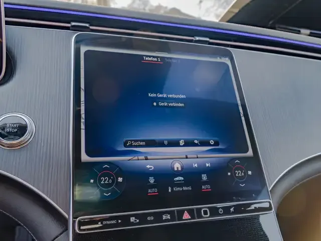 Mercedes-Benz EQE 300