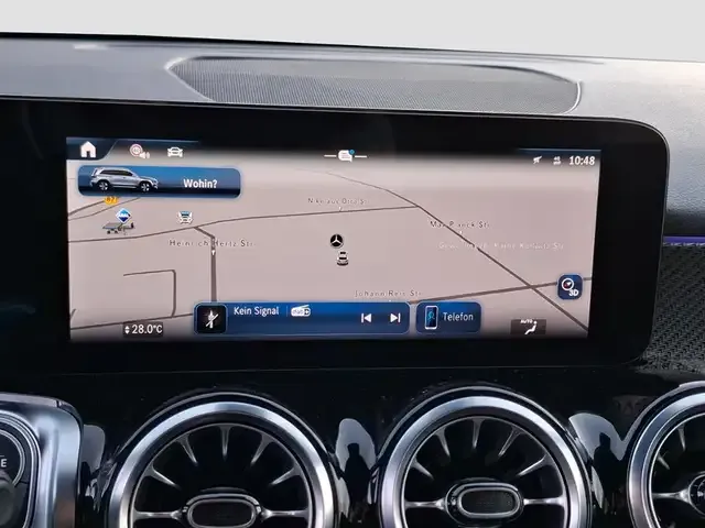 Mercedes-Benz GLB 220