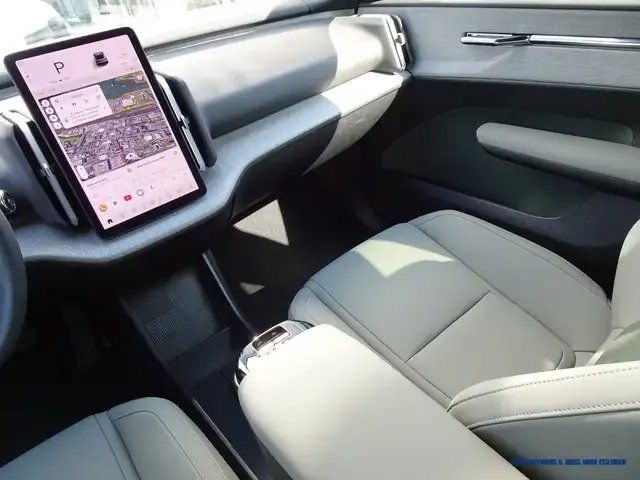 Volvo EX30