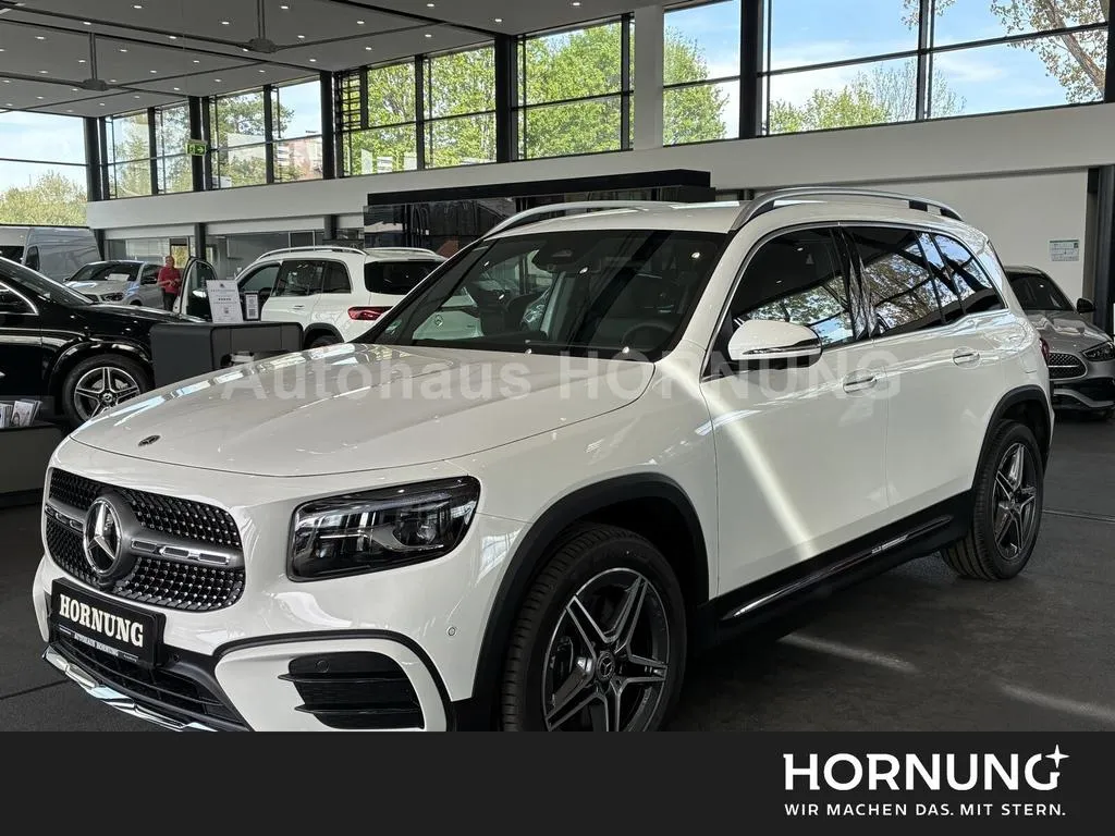 Mercedes-Benz GLB 220