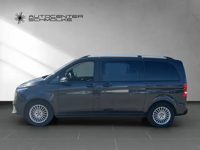 Mercedes-Benz V 220