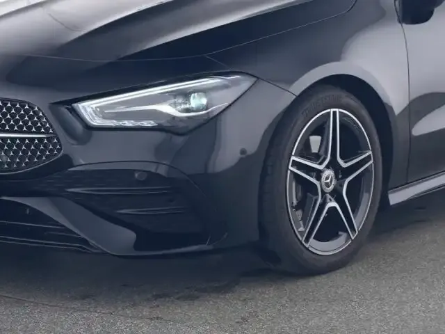 Mercedes-Benz CLA 180