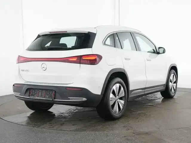 Mercedes-Benz EQA 250