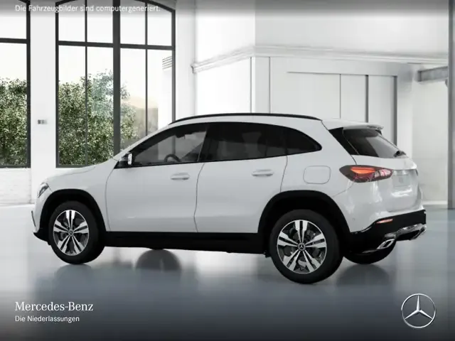 Mercedes-Benz GLA 220