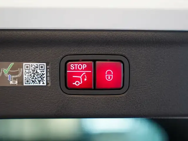 Mercedes-Benz EQE 500