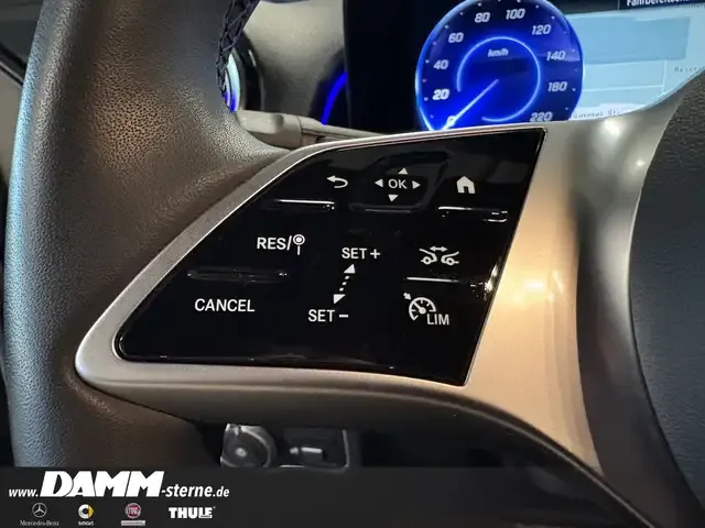 Mercedes-Benz EQB 300