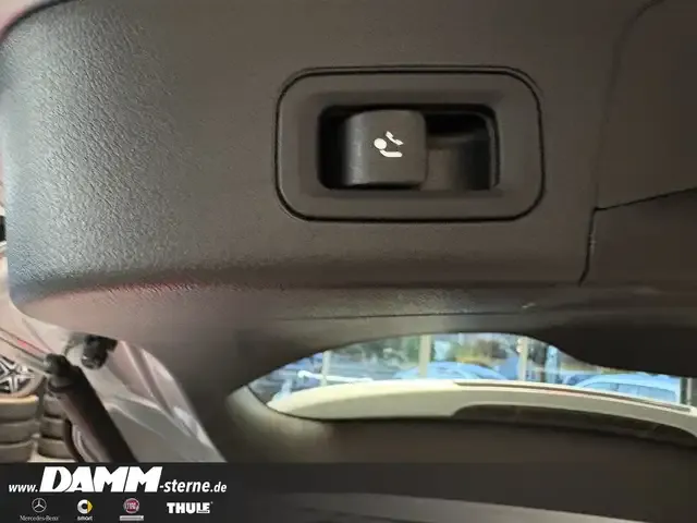 Mercedes-Benz EQB 300