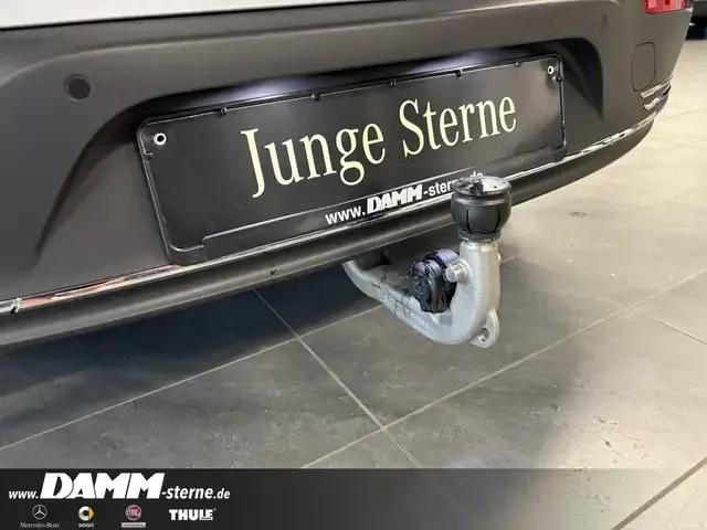 Mercedes-Benz EQB 300