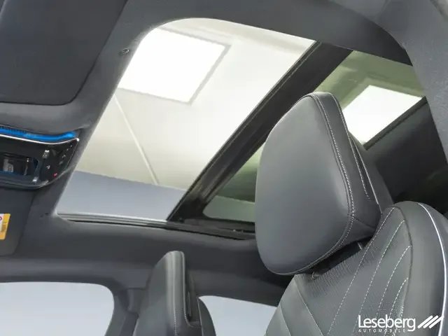 Mercedes-Benz EQE 300