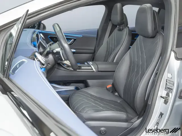 Mercedes-Benz EQE 300