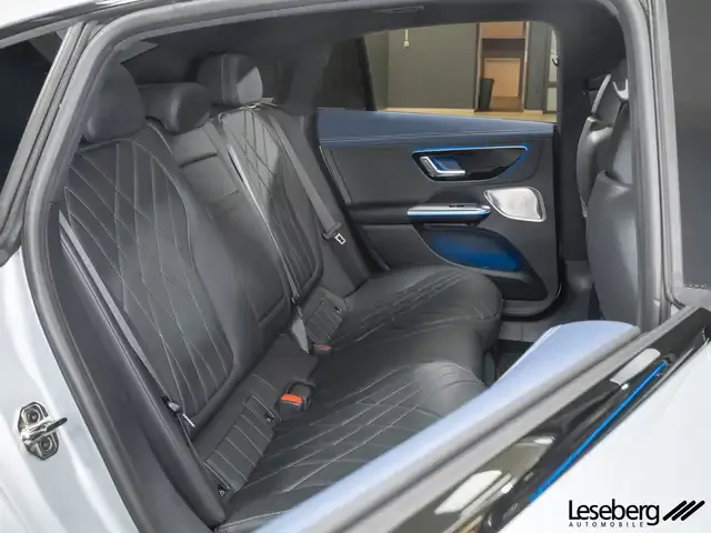 Mercedes-Benz EQE 300