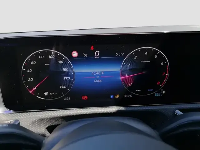 Mercedes-Benz CLA 200