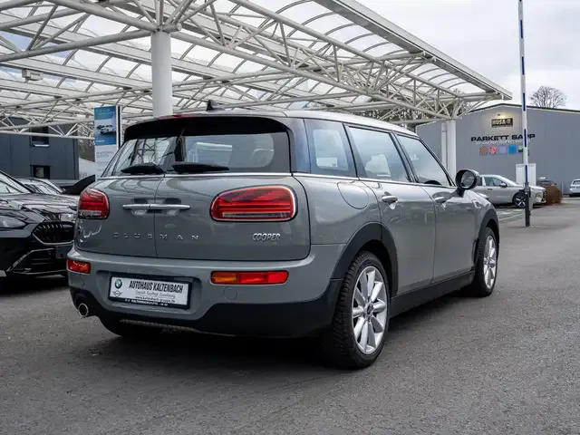 MINI Cooper Clubman