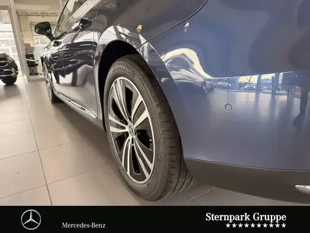 Mercedes-Benz EQE 350