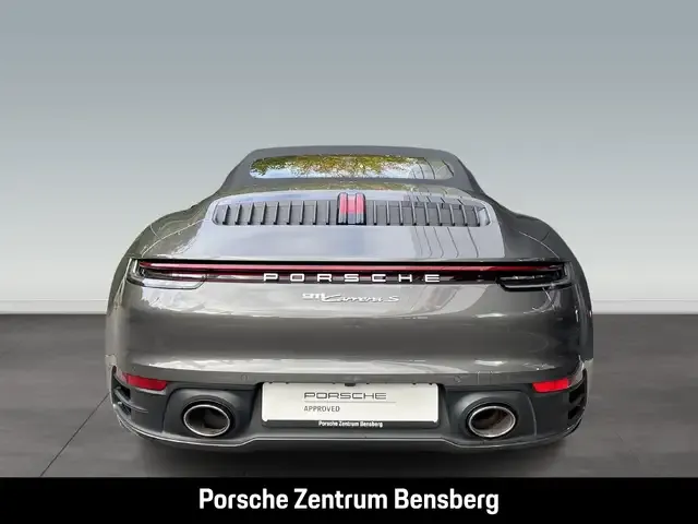 Porsche 992