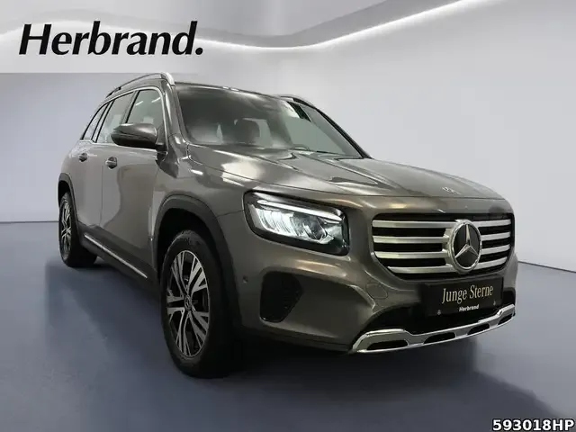 Mercedes-Benz GLB 200