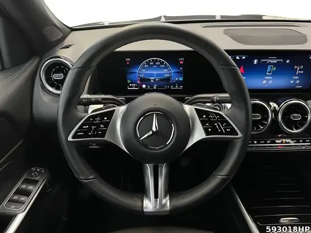 Mercedes-Benz GLB 200