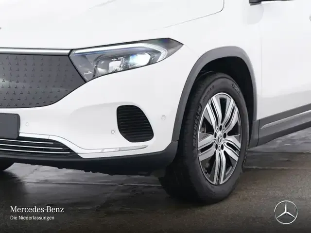 Mercedes-Benz EQA 300