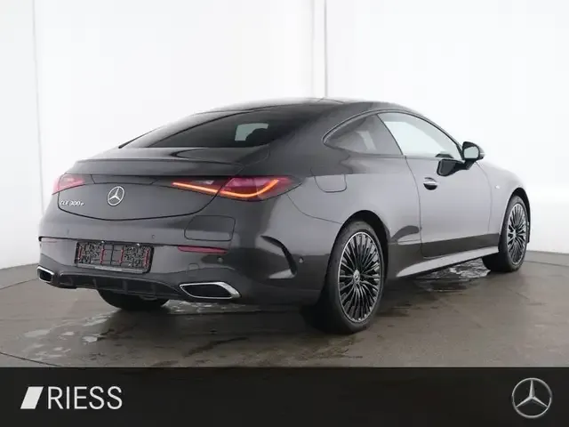 Mercedes-Benz CLE 300