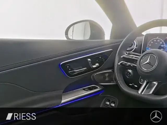 Mercedes-Benz CLE 300