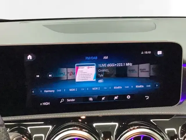 Mercedes-Benz A 35 AMG