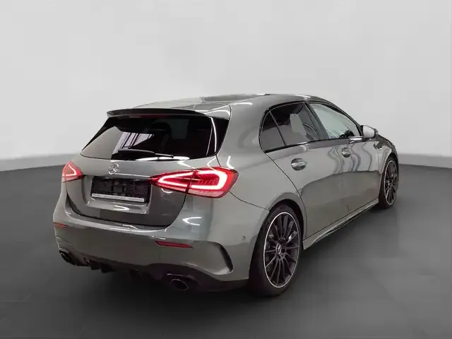 Mercedes-Benz A 35 AMG