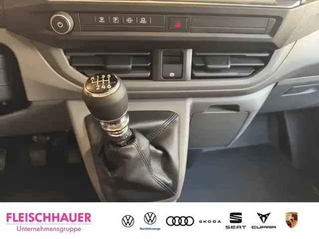 Volkswagen T7 Transporter