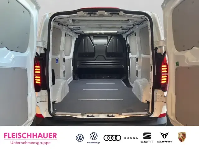 Volkswagen T7 Transporter