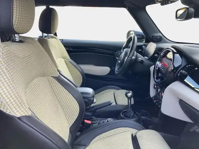 MINI John Cooper Works Cabrio