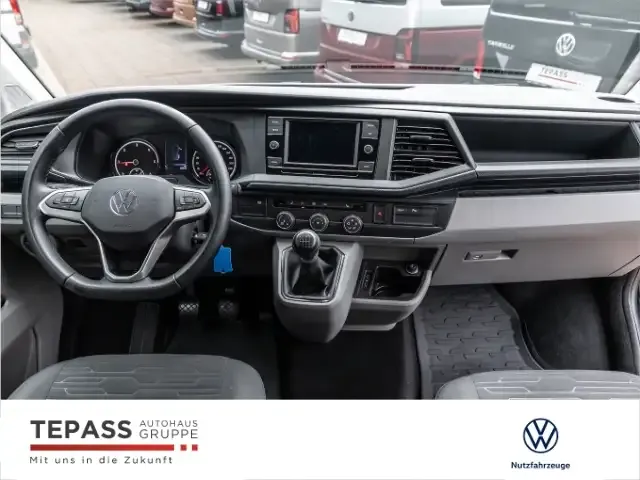 Volkswagen T6.1 Caravelle
