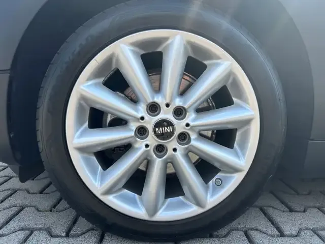 MINI One Clubman