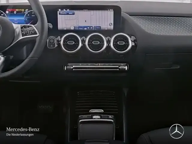 Mercedes-Benz B 220