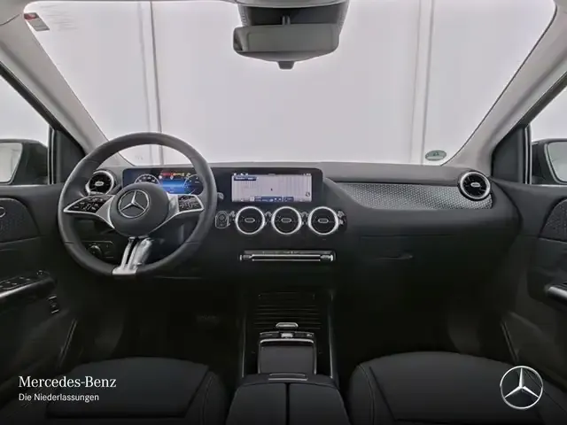 Mercedes-Benz B 220