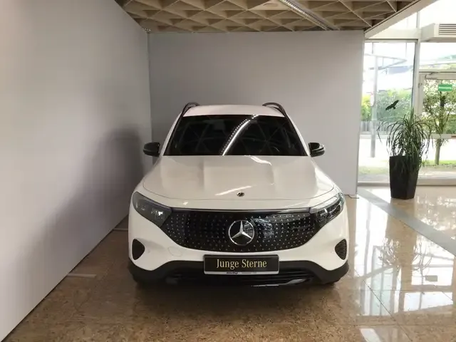 Mercedes-Benz EQB 300
