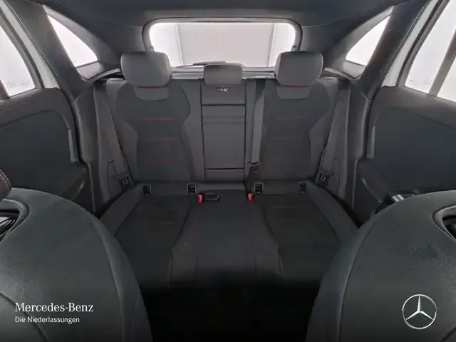 Mercedes-Benz EQA 300