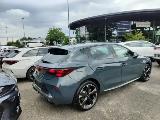 CUPRA Leon