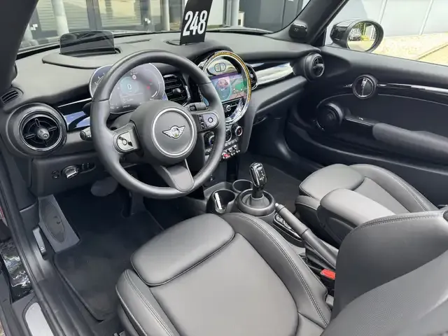 MINI Cooper Cabrio