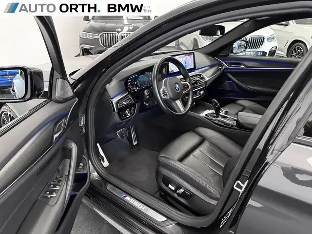 BMW 550
