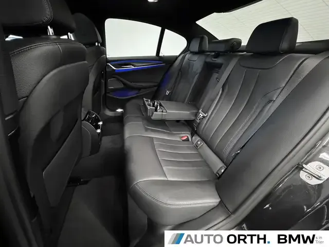 BMW 550