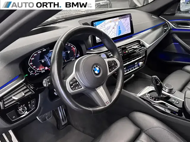 BMW 550