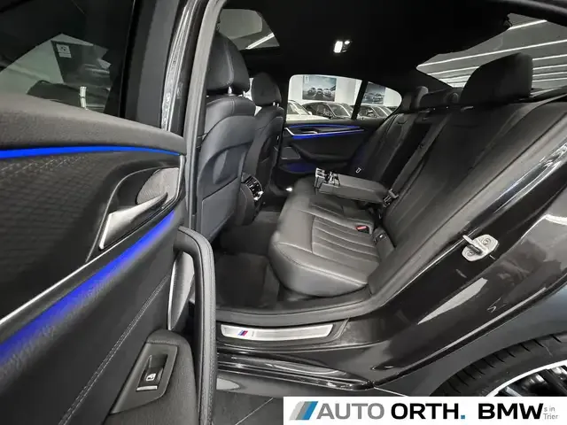 BMW 550