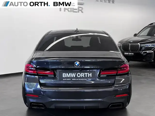 BMW 550