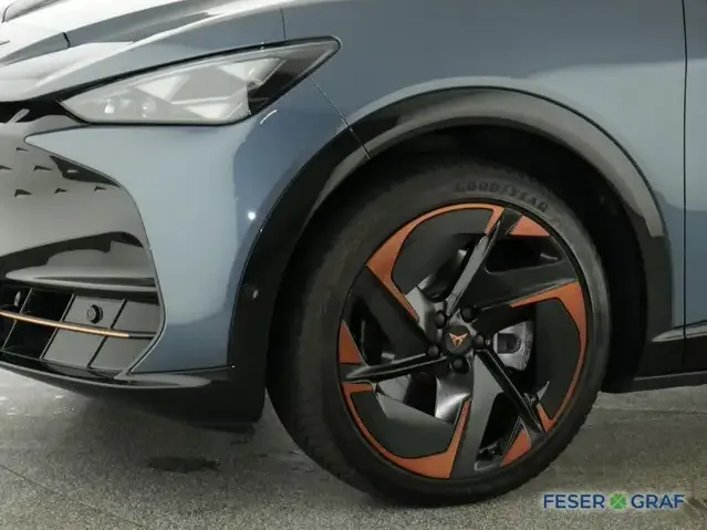 CUPRA Tavascan