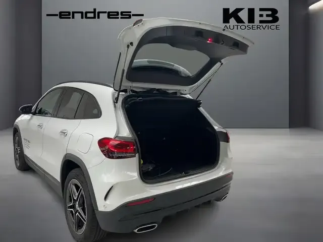 Mercedes-Benz GLA 250