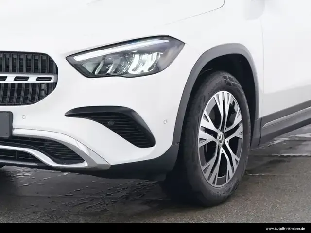 Mercedes-Benz GLA 180