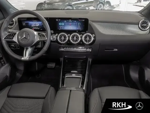 Mercedes-Benz EQA 300