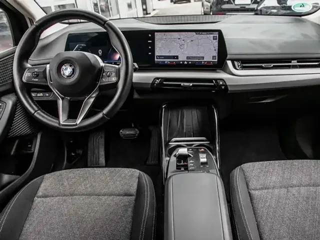 BMW 216